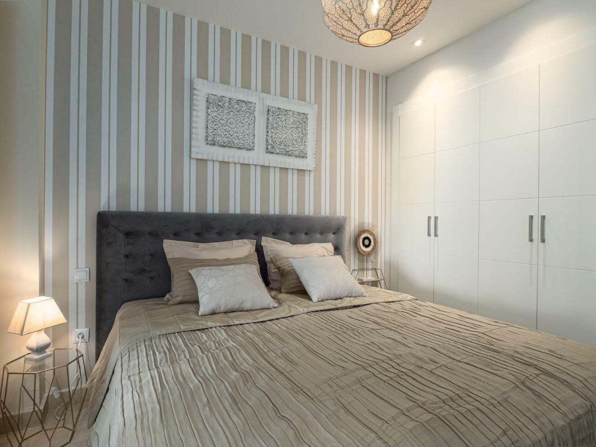 Amazing Two Bedroom Apartment In Los Flamingos, Marbella Estepona Exterior foto