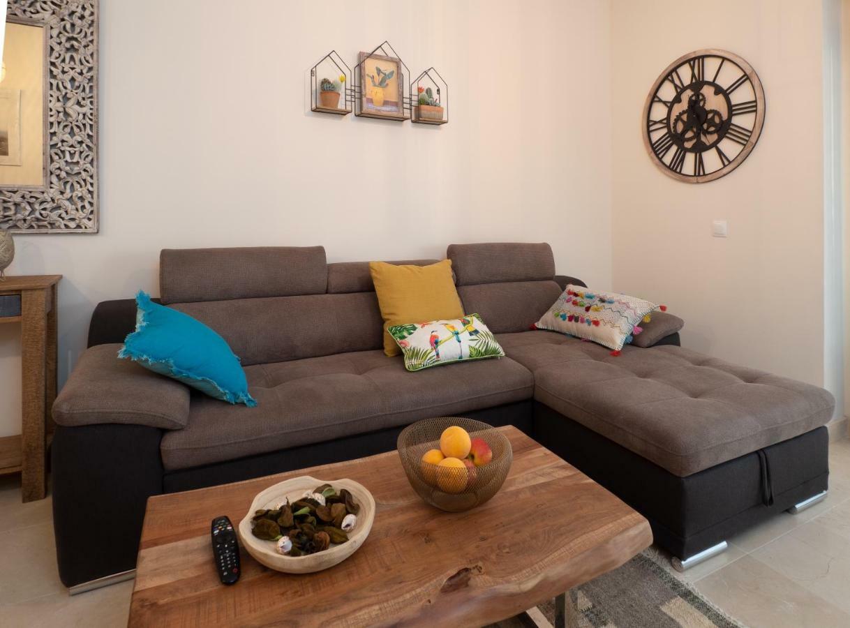 Amazing Two Bedroom Apartment In Los Flamingos, Marbella Estepona Exterior foto